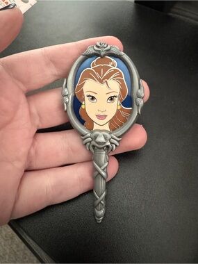 Disney WDI D23 Beauty and The Beast Belle Enchanted Mirror LE 250 Pin
